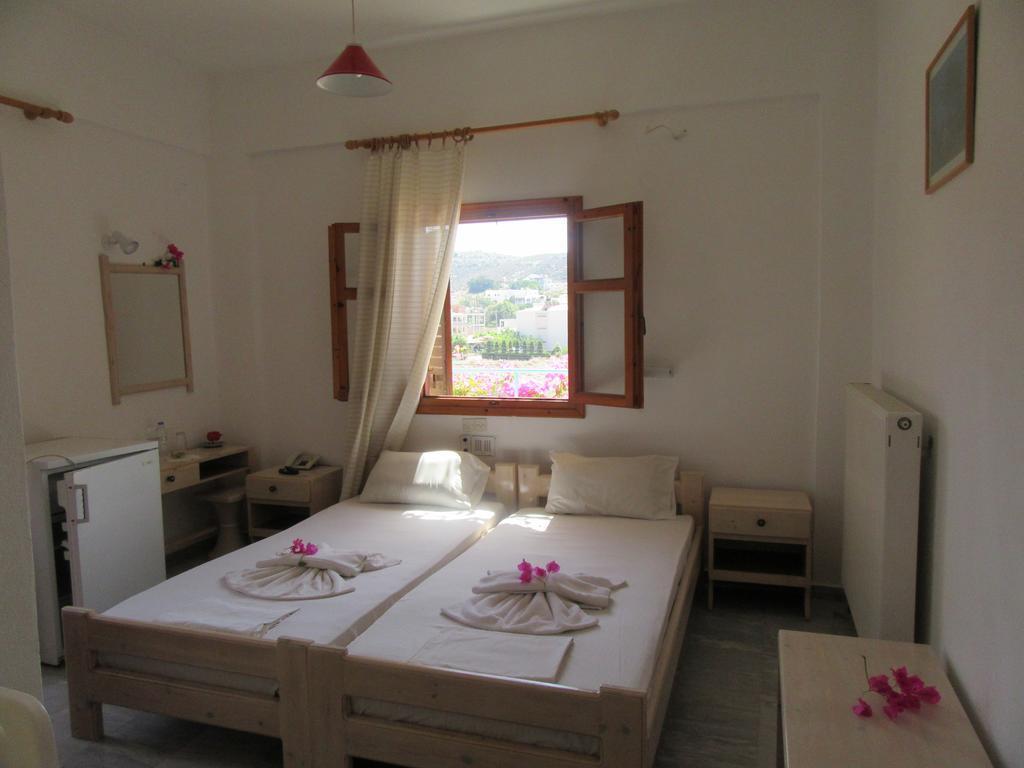 Knossos Hotel 卡拉马基 外观 照片